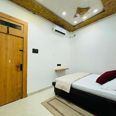 Aura Homestay 瓦拉纳西 外观 照片